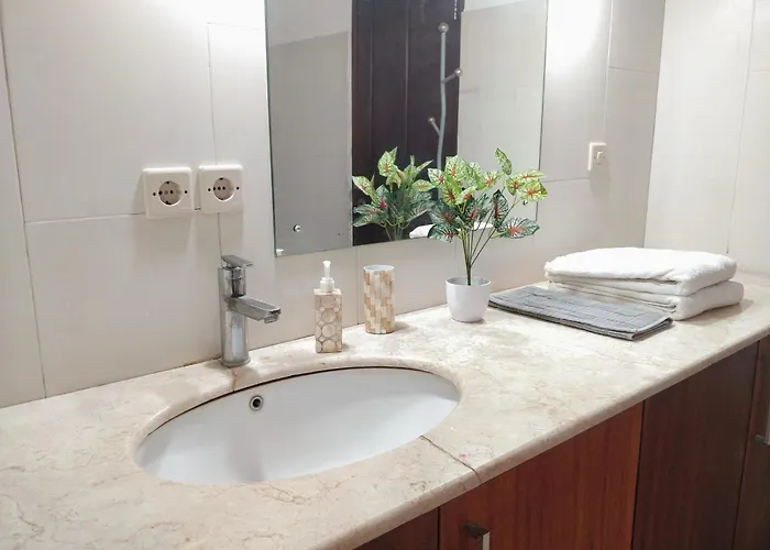 The Dharma - Mountain And Sea View - Accommodatie bij particulieren Lovina